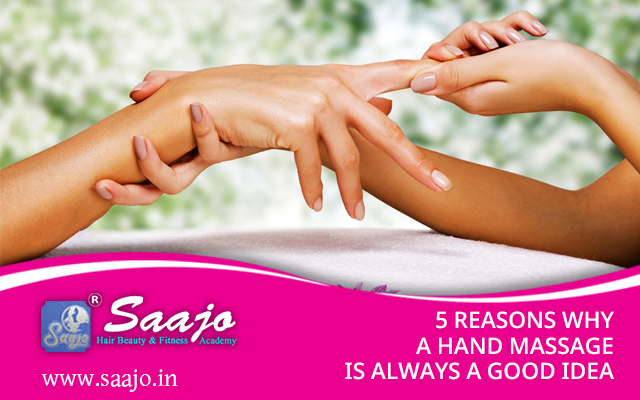 5 REASONS WHY A HAND MASSAGE IS ALWAYS A GOOD IDEA